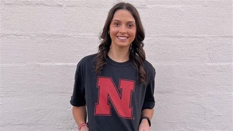 Husker Volleyball adds transfer Beason - The Bull