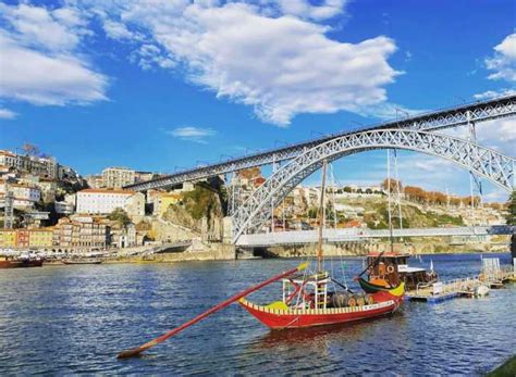 Porto Walking Tour | GetYourGuide