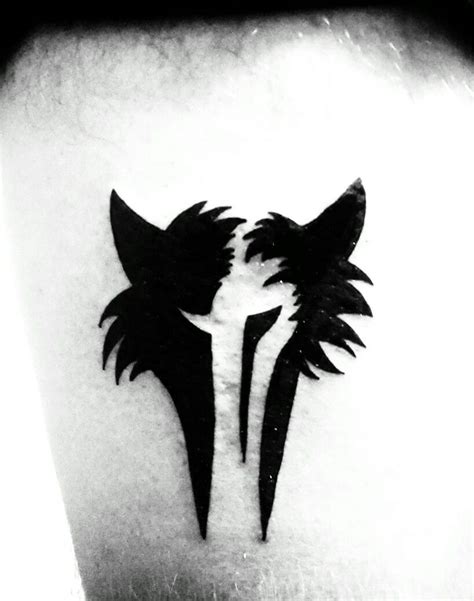 Fresh mandalorian wolf gladiator tattoo done on me | Gladiator tattoo, Star wars artwork, Tattoos