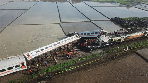 Dampak Kecelakaan Kereta Api, 9 Perjalanan Dibatalkan Dan 10 Lainnya Putar Balik – About Semarang