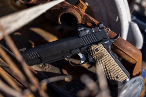 Dan Wesson 1911 Specialist Optics-Ready Pistol, Custom Quality Convenience