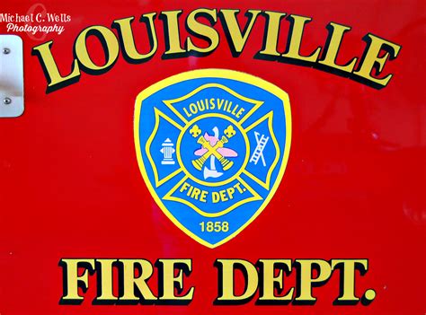 Michael C. Wells Photography: Louisville Fire Department - Engine 19