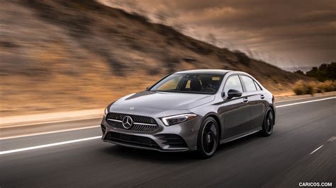 2019 Mercedes-Benz A220 4MATIC Sedan (US-Spec) - Front Three-Quarter ...