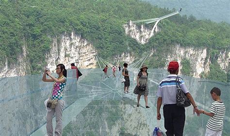 Zhangjiajie Skywalk Made Of Glass Set To Open In China | eXtravaganzi