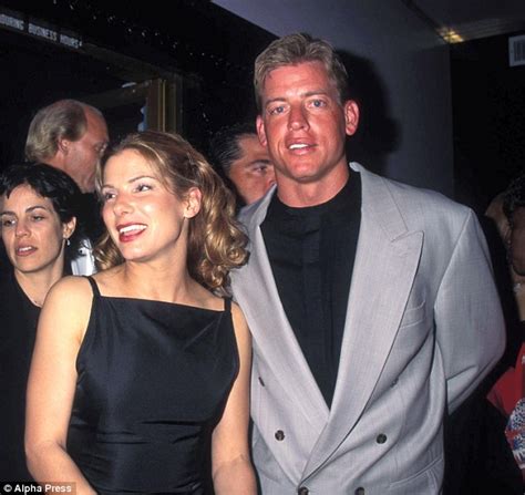 Troy Aikman's first wife Rhonda Worthey. Find out his married life and ...