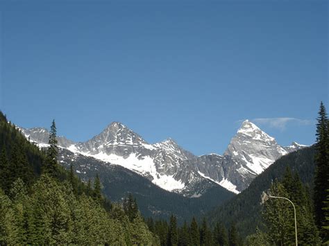 T's Garden: Glacier National Park, BC