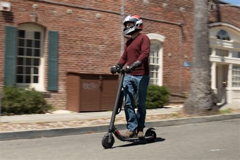 Segway Ninebot ES4 Review: With Dual Suspension, Is It Better Than the ...