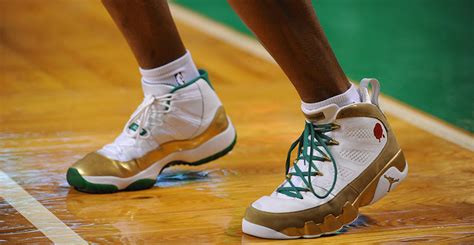 Sneaker Moments: Ray Allen Breaks the Three-Point Record