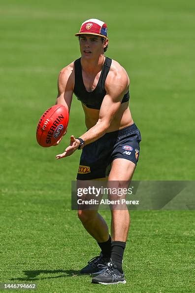 Deven Robertson in action during a Brisbane Lions AFL training... News ...