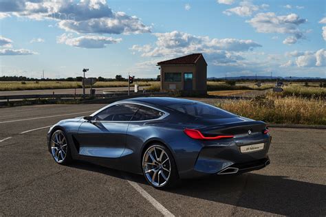 WORLD PREMIERE: BMW 8 Series Concept