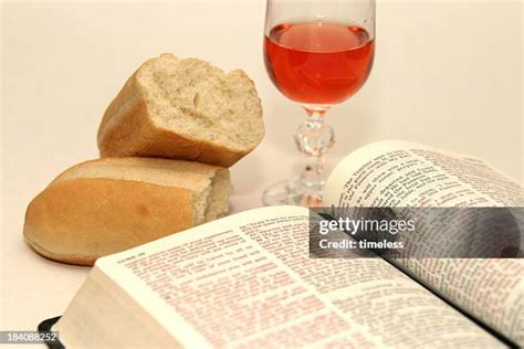 Holy Communion Service Photos and Premium High Res Pictures - Getty Images