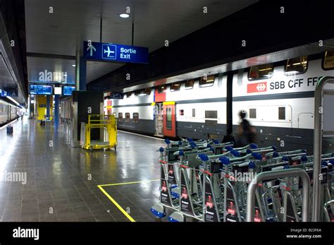 Geneva airport train hi-res stock photography and images - Alamy