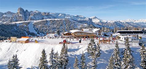 Dolomites Ski Holidays 2024/2025 | Dolomites Ski Resorts | Inghams