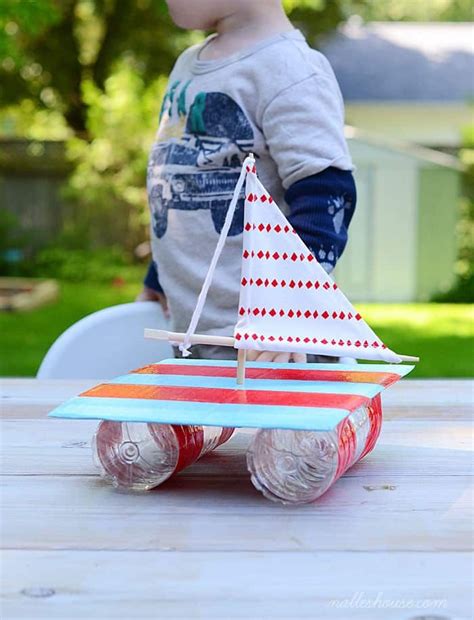 RECYCLED SAILBOAT CRAFT Summer Crafts For Kids, Crafts For Boys, Projects For Kids, Diy For Kids ...