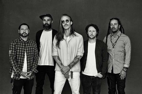 Incubus dévoile son nouveau single, "Our Love" (clip officiel) - Louder ...