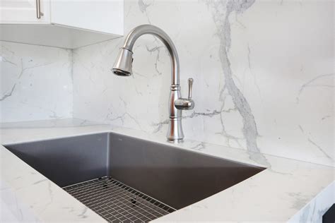 How to Choose a Sink for Granite Countertops | Granite Transformations