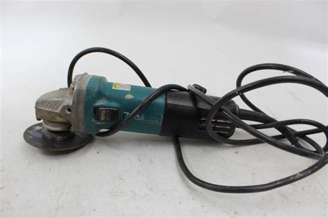 Makita 9557NB Corded Angle Grinder | Property Room