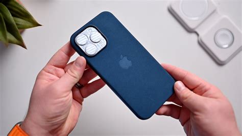 Apple's FineWoven iPhone 15 cases - hands on