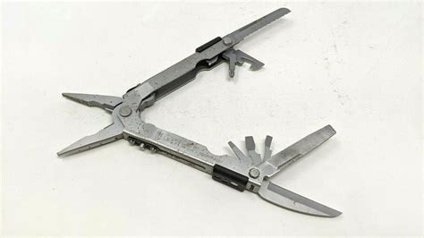 Gerber Multiplier Stainless Steel Tactical Multi Tool Saw Sheepsfoot K ...