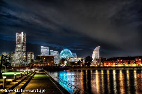 夜景 (神奈川県横浜市中区「象の鼻パーク」 2014年8月7日撮影) – Savotti Strangelove