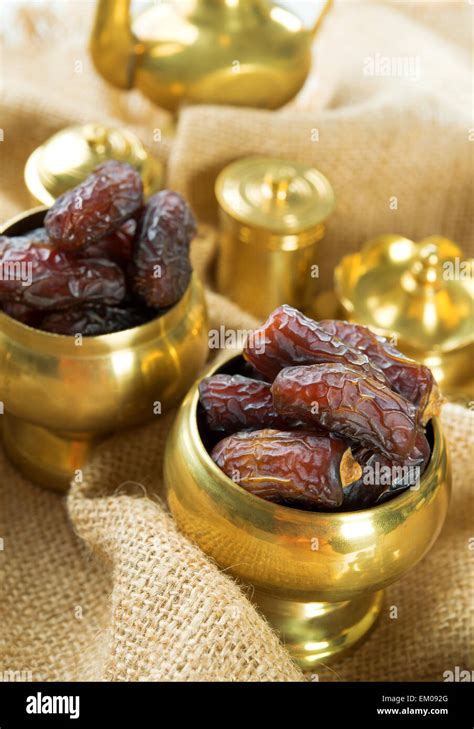 Saudi arabia dates palm hi-res stock photography and images - Alamy