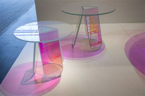 Modern Coffee Tables With Round Glass Tops And Timeless Designs