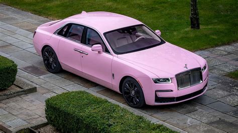 New one-off bespoke Champagne Rose Rolls-Royce Ghost revealed