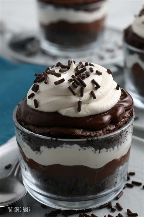 Super Easy Easy Chocolate Pudding Trifle Cups • Pint Sized Baker