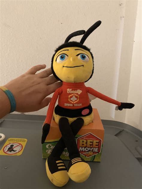 The Bee Movie Barry Bee Talking Plush New in Box for Sale in Davenport ...