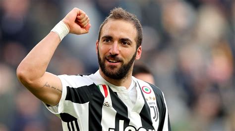 Serie A: Gonzalo Higuain scores hat-trick as Juventus win 7-0 ...