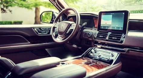 2020 Lincoln Navigator Hybrid is a Perfect SUV - Ford Tips