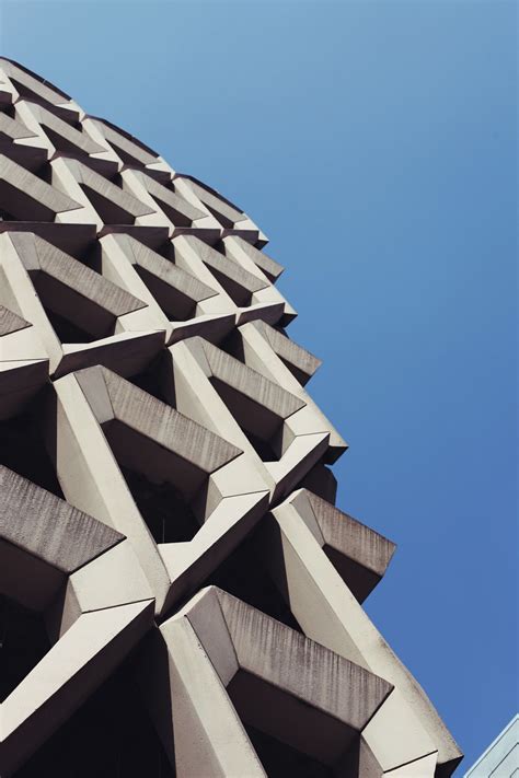 Geometry In Buildings