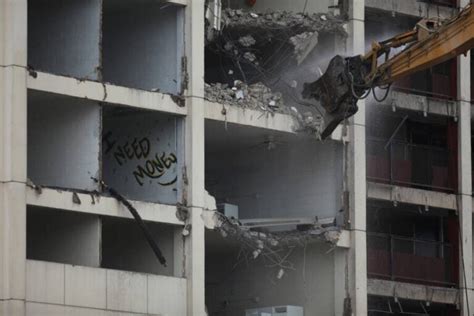 Inside Cabrini-Green, Chicago's Infamous Housing Failure