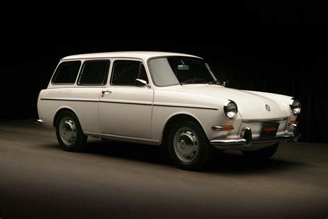 1965 VOLKSWAGEN SQUAREBACK STATION WAGON