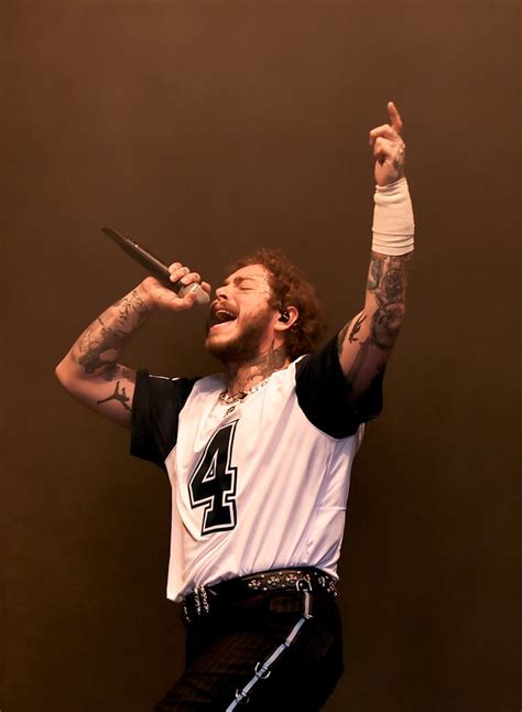 Post Malone's Best Performance Pictures | POPSUGAR Celebrity UK Photo 5