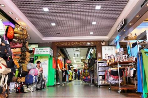 10 Best Places to Go Shopping in Pratunam - Where to Shop and What to Buy in Pratunam – Go Guides