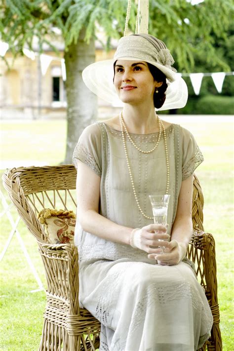 Lady Mary Crawley's 15 Best Dresses and Outfits on Downton Abbey | Glamour