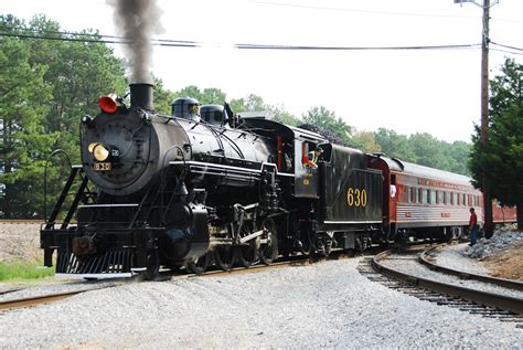 How to visit Tennessee Valley Railroad Museum - Trains