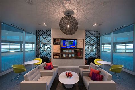 An Easy Way to Improve Your Next Flight Delay: Airport Lounge Day Passes