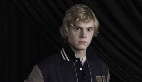 Evan Peters Returning For American Horror Story: Hotel