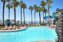 Sheraton San Diego Hotel & Marina: Pool & Spa Day Pass San Diego ...