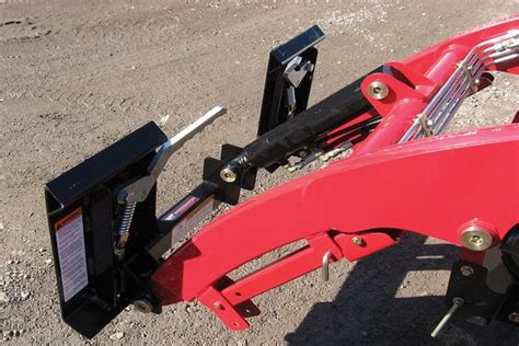 Mahindra 25L Sub-Compact Quick Attach Conversion -Ask Tractor Mike