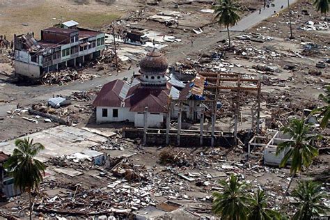 Tsunami des Philippines de 2004: des images de la tragédie, dix ans plus tard (PHOTOS ...