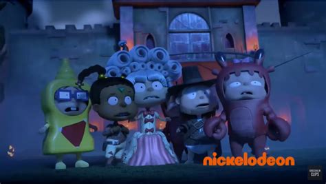 NickALive!: First Look at the New 'Rugrats' Halloween Special 'The Werewoof Hunter'