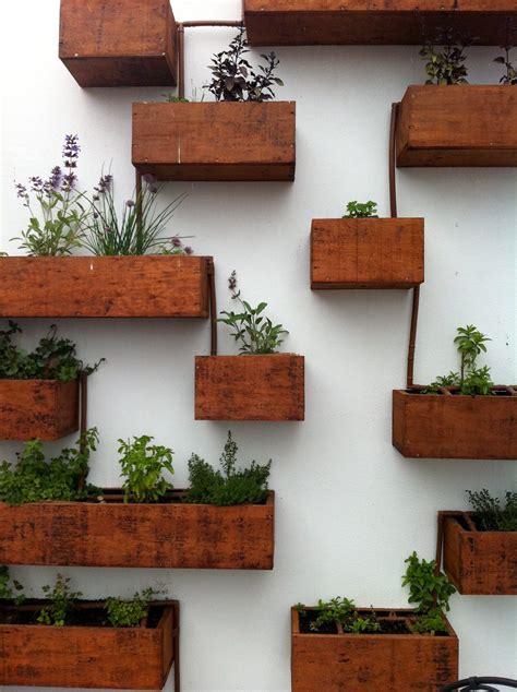 Cool DIY Indoor Vertical Garden | Garden Culture Magazine