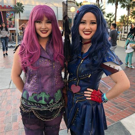 Mal and evie descendants 2 cosplay | Disney Descendants Amino