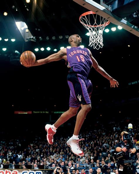 What Pros Wear: Vince Carter SHUTS DOWN 2000 NBA Slam Dunk Contest in the AND1 Tai Chi Shoes ...