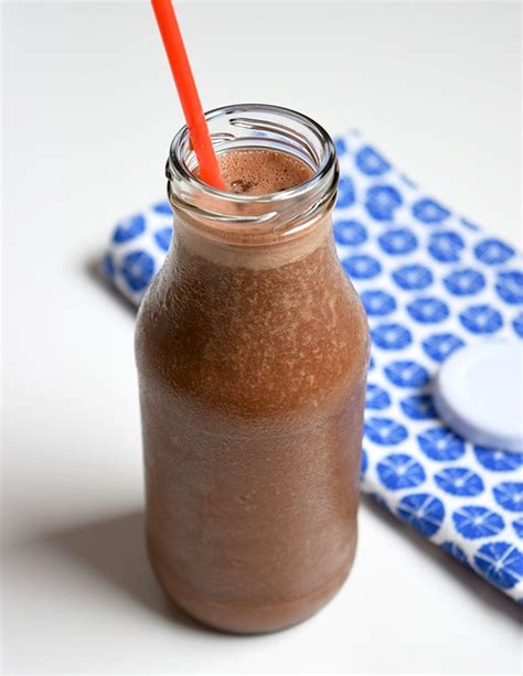 Chocolate coffee smoothie recipe (low FODMAP, lactose-free)