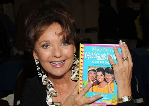 'Gilligan's Island' Star Dawn Wells Remembers the Show (Exclusive)