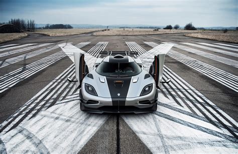 9 Koenigsegg One:1 Fonds d'écran HD | Arrière-Plans - Wallpaper Abyss